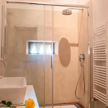 Sleeps 10 Pool Air Con Wifi Porano