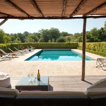 Villa Sleeps 10 Pool Air Con Wifi *